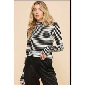 If She Loves Top Black and White Women Large